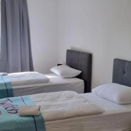 Twitch Apartments آخيم المظهر الخارجي الصورة