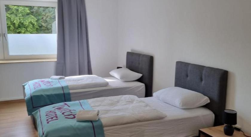 Twitch Apartments آخيم المظهر الخارجي الصورة